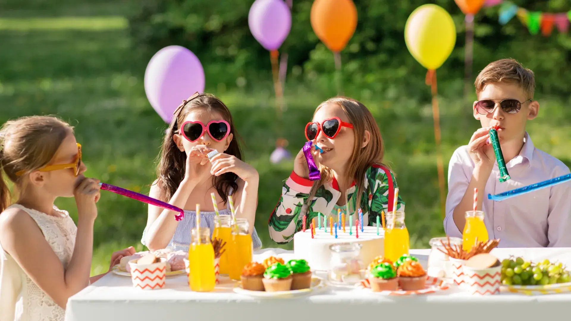 Ideas frescas para decorar tu fiesta al aire libre
